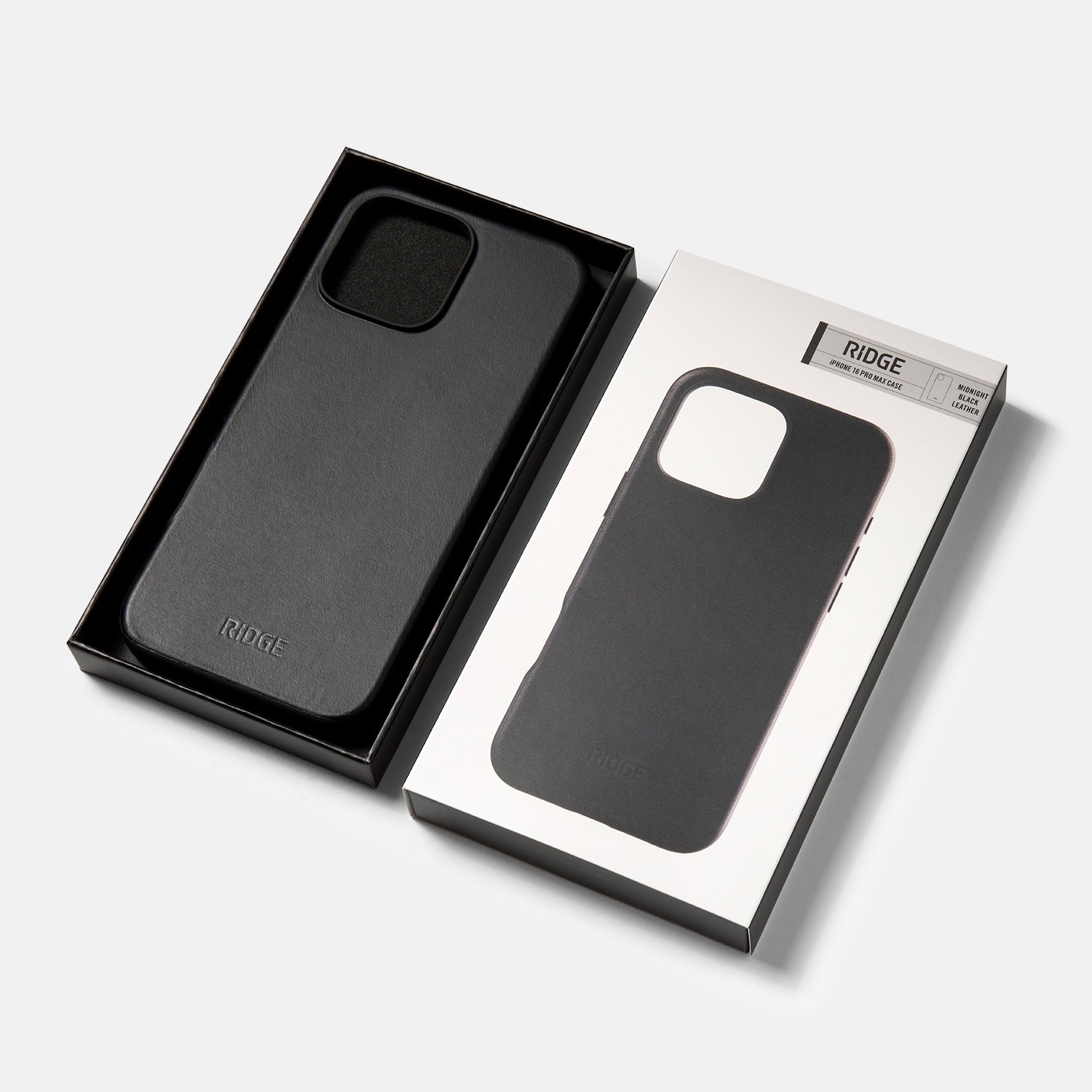 Everyday Phone Case - iPhone 16 Pro Max - Midnight Black Leather
