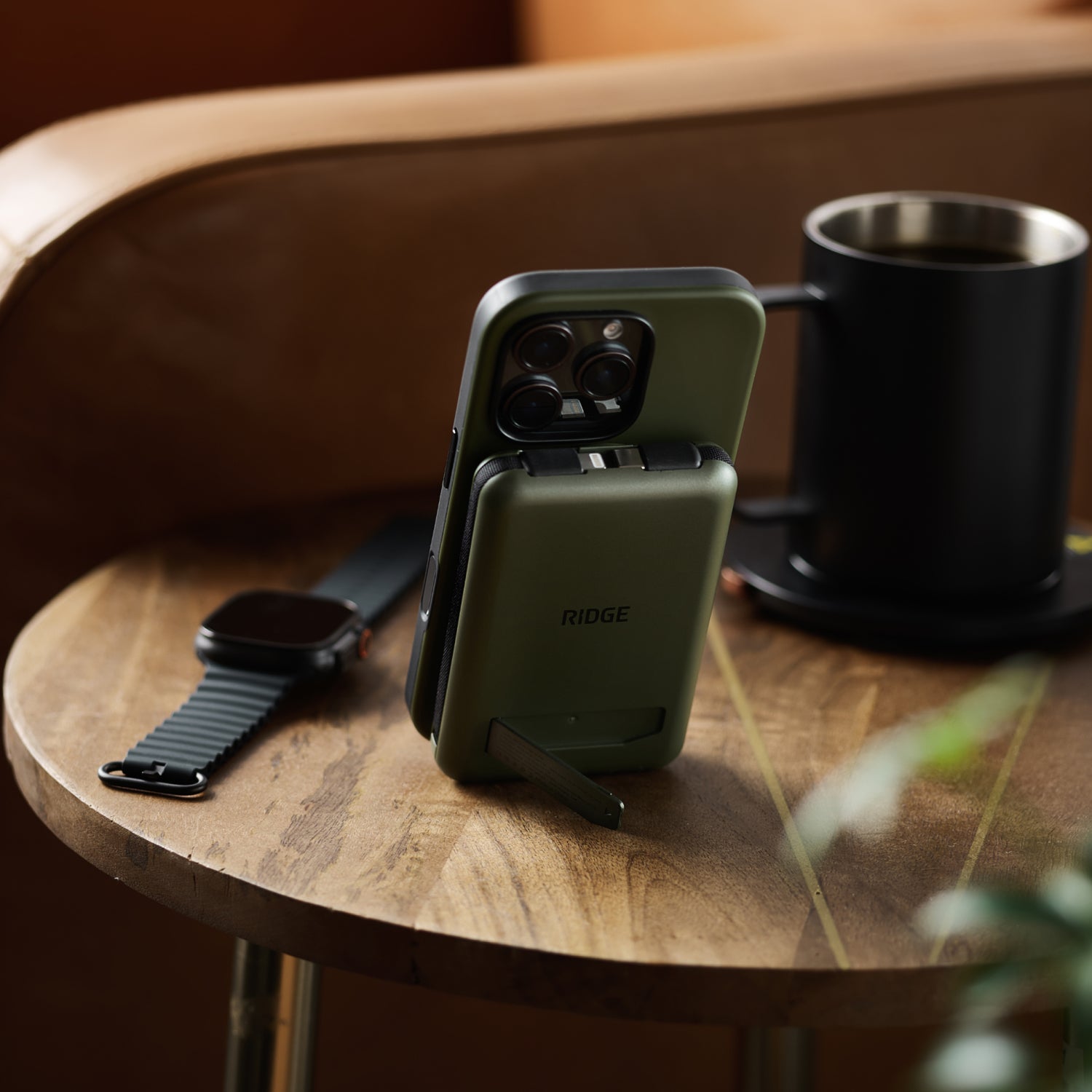 Everyday Charging Kit - iPhone 16 Pro Max - Matte Olive